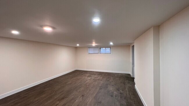 Building Photo - 46198 Princess Ave