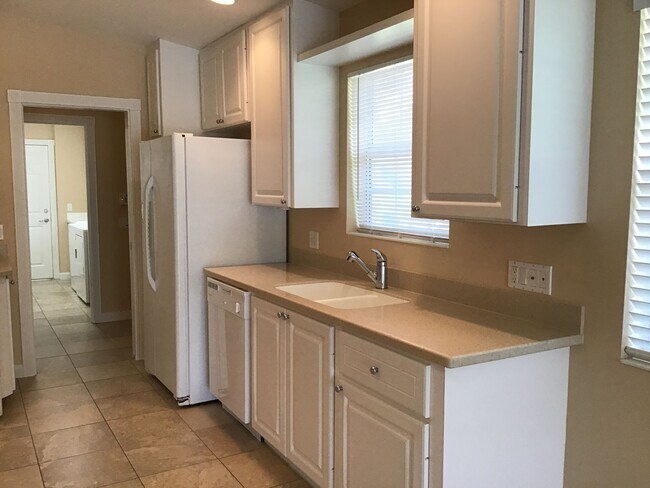 Foto del edificio - 11824 Delfina Ln