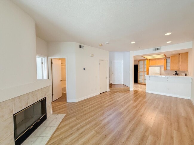 Photo - 2527 Baywood Way Townhome