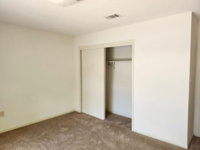 Large bedroom with big closet - 25D 6th St