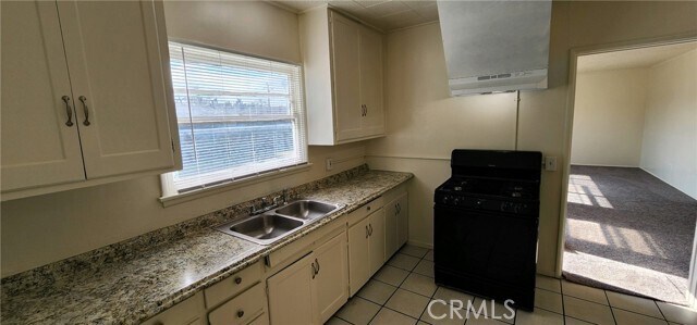 Building Photo - 1547 N Lugo Ave