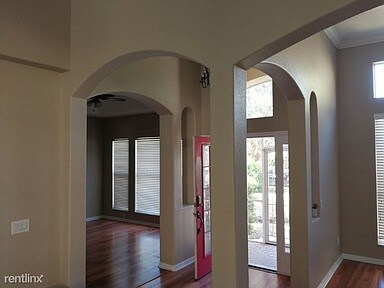 Primary Photo - 240 Park Trace Blvd