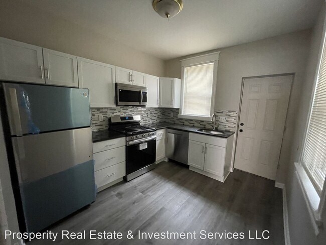 Building Photo - 3 br, 1 bath House - 5533 Blakemore St