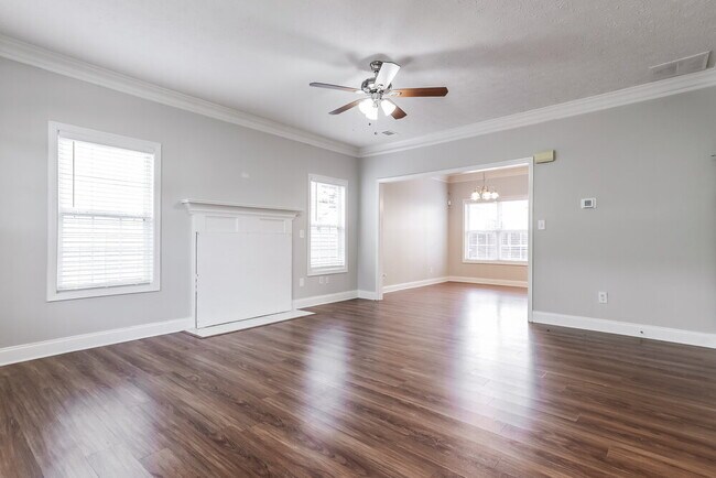 Foto del edificio - 4100 Springvale Way