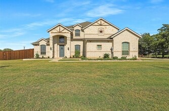 Building Photo - 1140 Barrix Dr