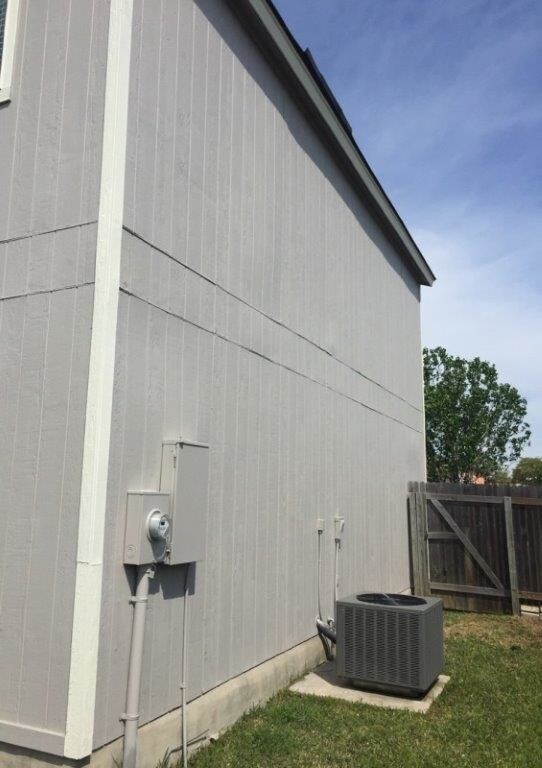 Building Photo - WAIVE YOUR APPLICATION FEE(S)