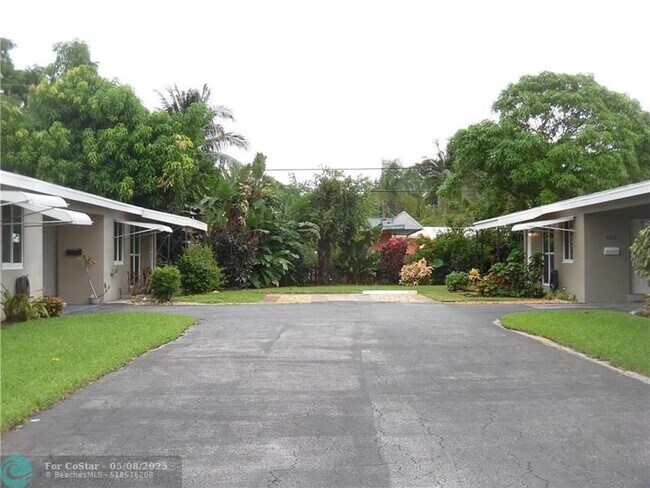 Foto del edificio - 420 NE 22nd Ave