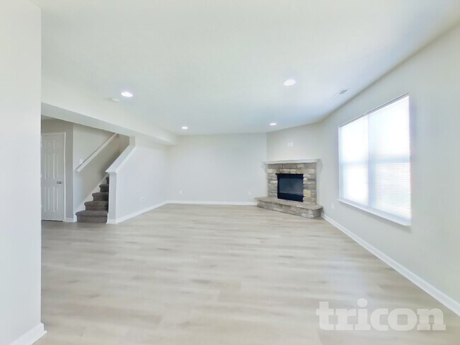 Foto del edificio - 7507 Brattle Dr