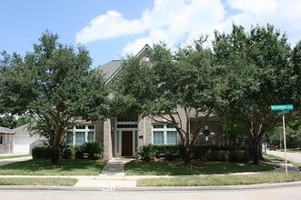 Building Photo - 5423 Montbury Ln