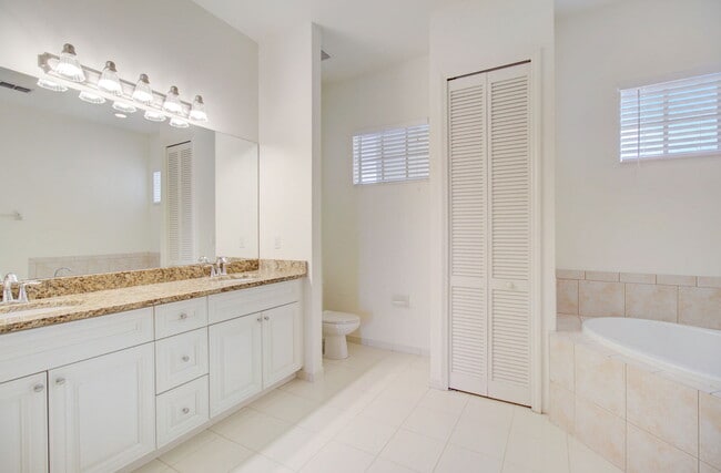 Carlsbad - Large Master bathrooms with double vanity, separate shower and tub - Greens Edge