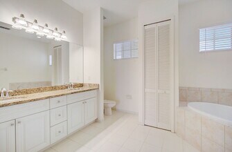 Carlsbad - Large Master bathrooms with double vanity, separate shower and tub - Greens Edge