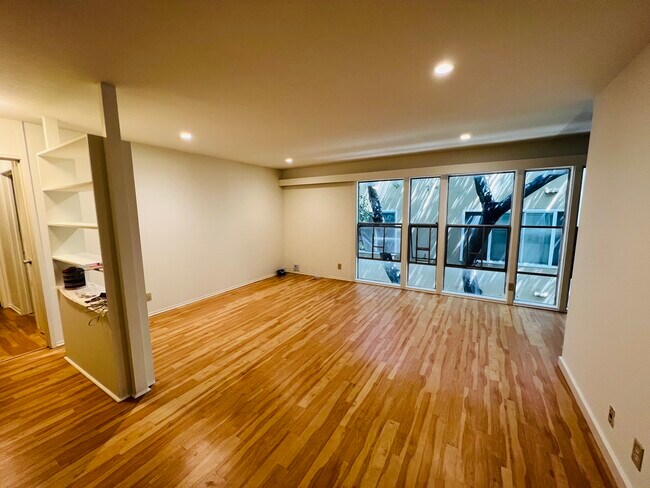 Building Photo - 332 Monte Vista Ave