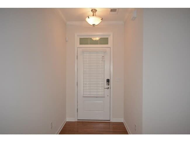 Foto del edificio - 3390 New Fawn Ln