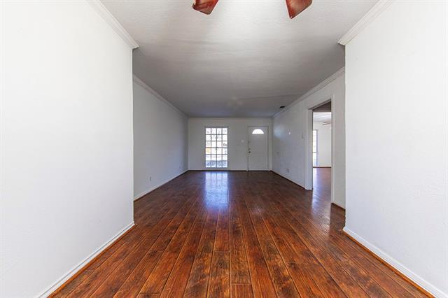 Foto del edificio - 836 Dent St