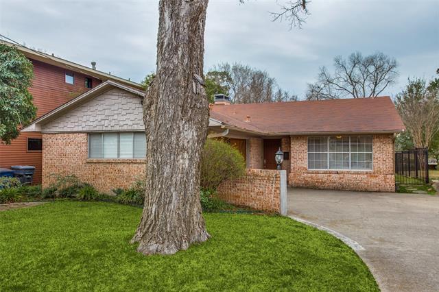 Building Photo - 6410 Lake Cir Dr