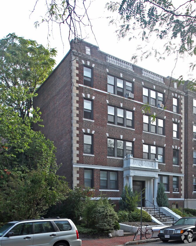 335A Harvard St, Cambridge, MA 02139 Apartments in Cambridge, MA