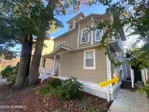 Building Photo - 1204 Emory St