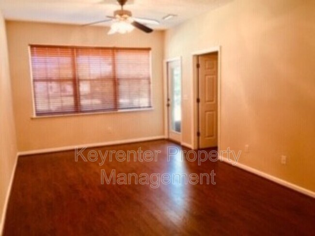 Building Photo - 12301 Kernan Forest Blvd