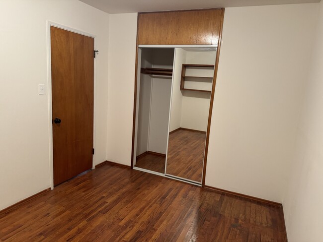 Building Photo - 5061 Tierra Baja Way