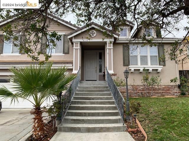 Primary Photo - 91 E Country Club Dr