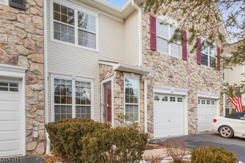 72 Dorchester Dr, Basking Ridge, NJ 07920 Townhome Rentals in Basking