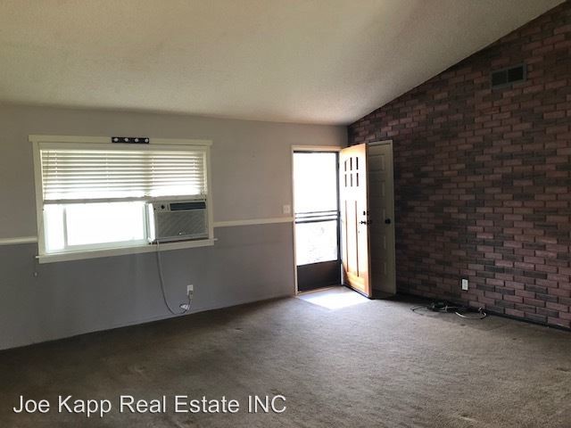 Building Photo - 3 br, 1 bath House - 977 PLANETREE AVENUE