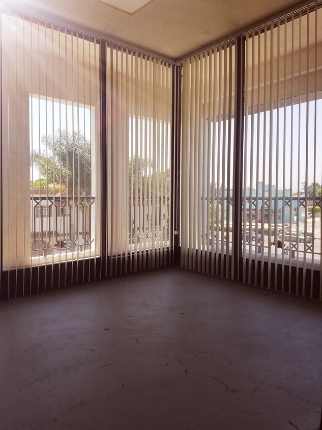 Primary Photo - 12492 Venice Blvd