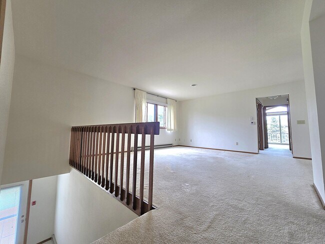 Foto del edificio - 940 Prairie Dr