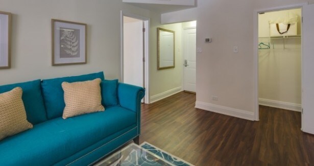 Foto del edificio - 212 E Chestnut St