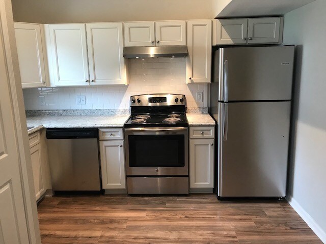 Foto principal - 329 Crown Point Dr