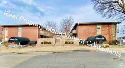 Building Photo - 4213 Clark Ave