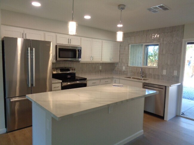 Foto del edificio - Gorgeous 3 bedroom house in Mesa! Totally renovated and ready to move in! Available NOW!
