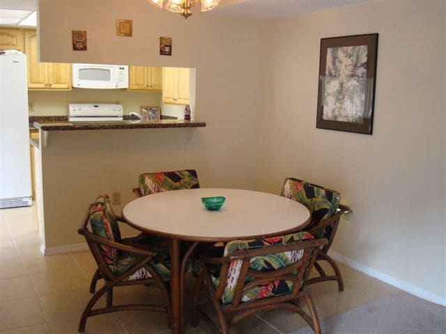 Building Photo - 760 Ridge Club Dr