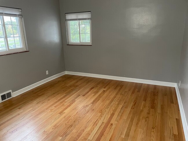 Foto del edificio - 4490 Kemp Rd