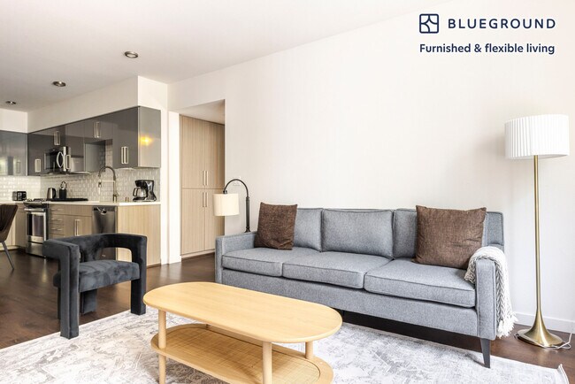 Building Photo - 650 E Capitol Ave