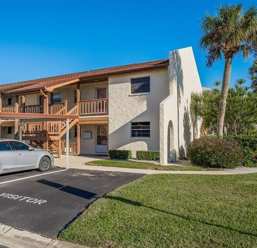 Primary Photo - 2 Bedroom 1 Bath fully furnished with all ...