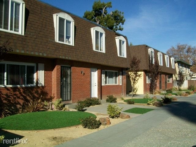 Primary Photo - 581 Avalani Ave