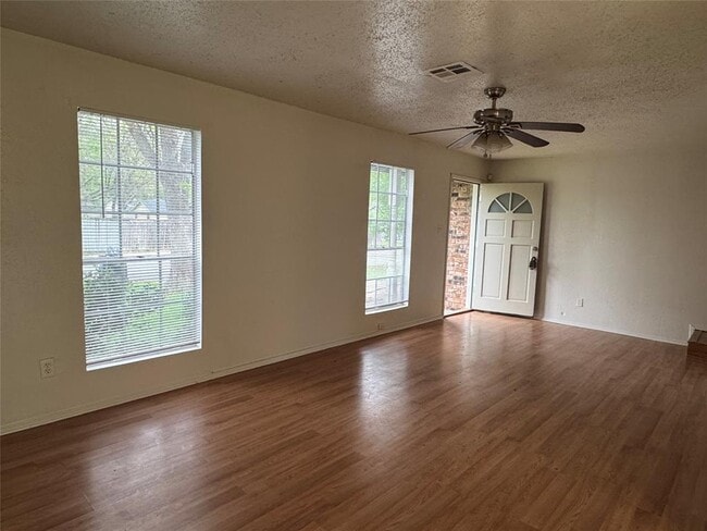 Building Photo - 5810 Hammermill Run