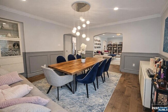 Foto del edificio - 103 E Cedar Ln