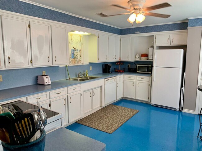 Foto del edificio - 6572 Sandy Hill Rd