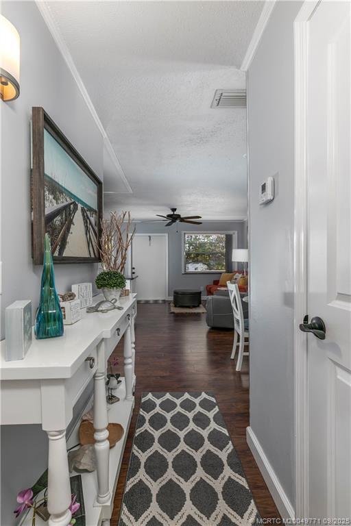 Building Photo - 2600 SE Ocean Blvd