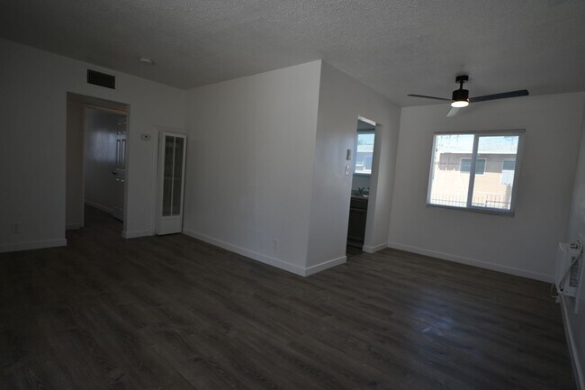 Foto del edificio - 378 N 13th St