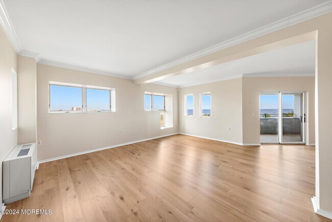 Building Photo - 300 Ocean Ave N