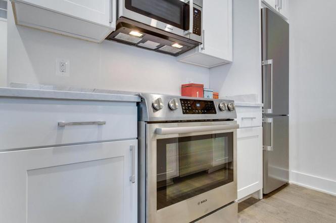 Primary Photo - 1412 Chapin St NW