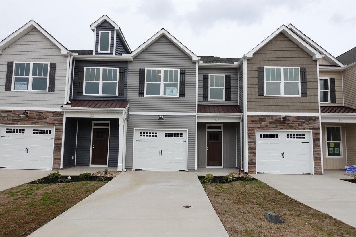 120 Rushing Creek Ln, Piedmont, SC 29673 Townhome Rentals in Piedmont