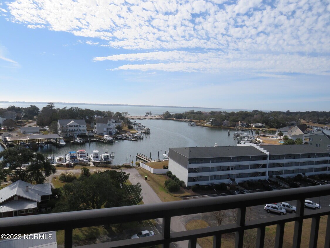 4425 Arendell St Unit 701, Morehead City, NC 28557 Condo for Rent in