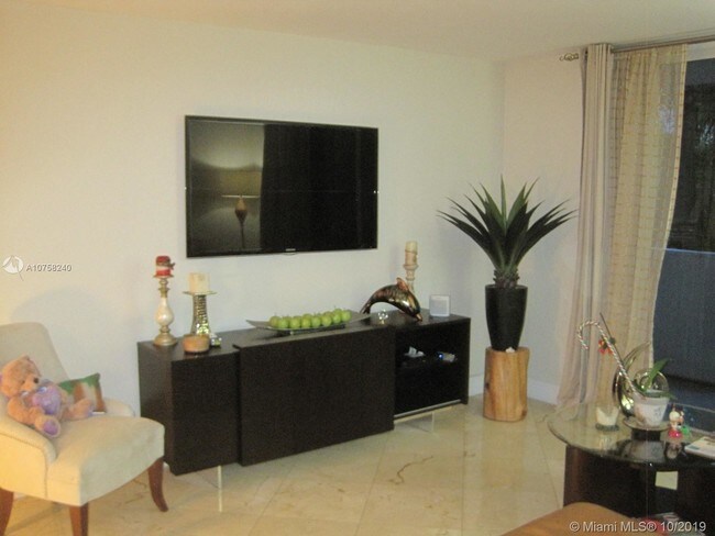 Foto del edificio - 1045 10th St