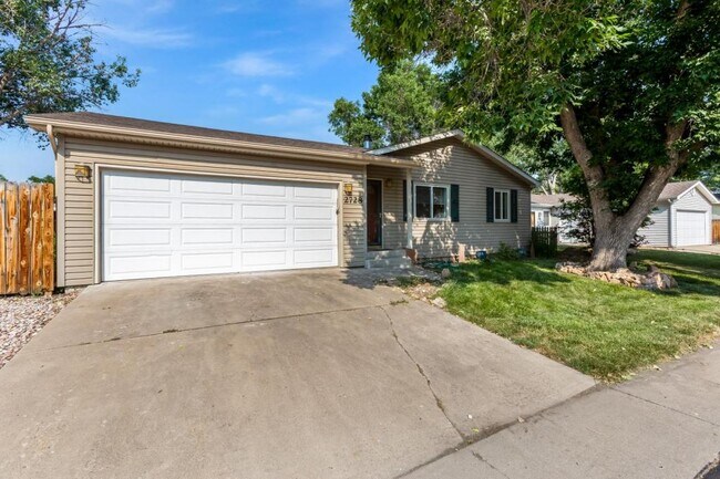 Foto del edificio - 2728 Alan St