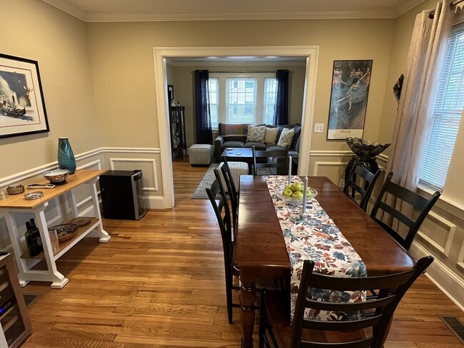 Building Photo - 61 Warren St