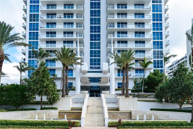 Building Photo - 3101 S Ocean Dr